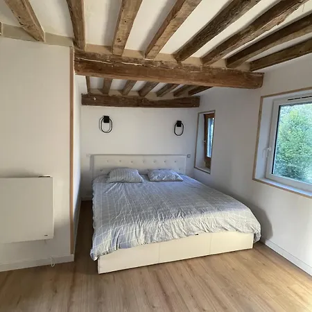 Beautiful Norman House On 3 Levels *