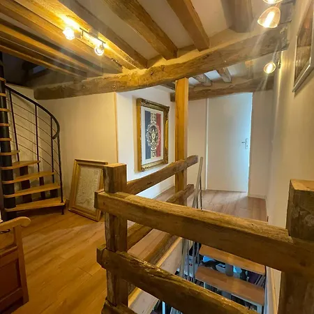 Beautiful Norman House On 3 Levels *